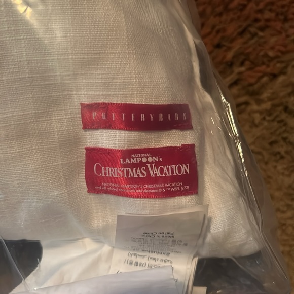 Pottery Barn National Lampoon Christmas Vacation Lit Pillow BNWT SO NEAT! - Picture 6 of 6